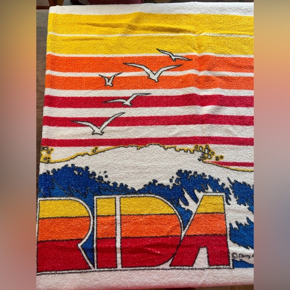 Vintage Vibrant 70s Florida Rainbow Cotton Beach Towel - Picture 5 of 6